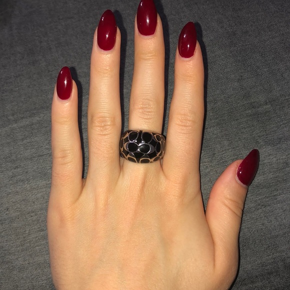 COACH black and silver ring - Picture 2 of 2